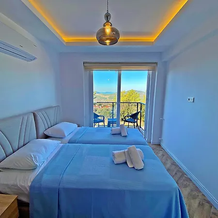 Paris A Villa, Oezel Havuzlu, Villa Fethiye